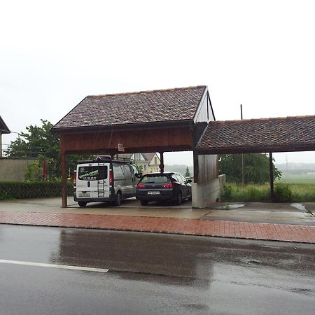 Au Coeur Du Vignoble Sur Bursins Acomodação com café da manhã Exterior foto